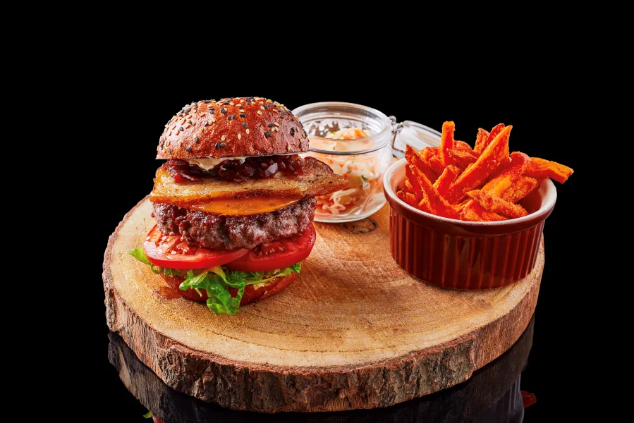 Black Angus burger