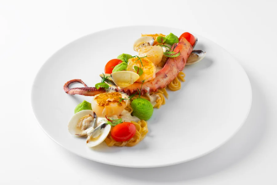 Seafood linguine