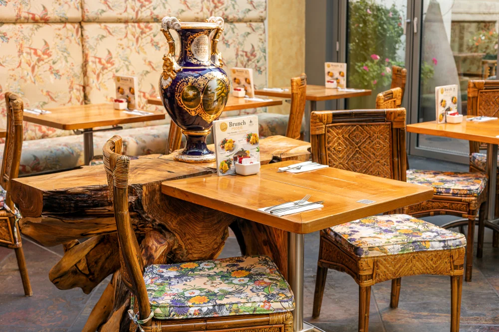 Interiér restaurace Deer